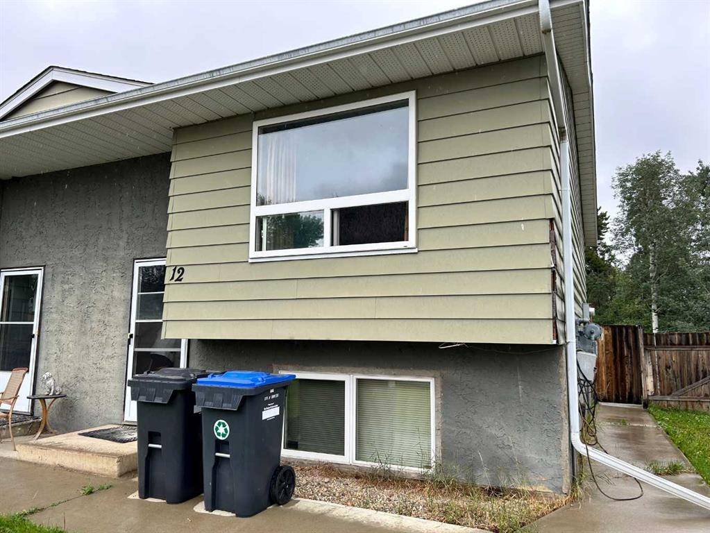 Sylvan Lake, AB T4S1J9,12 Sylvan DR