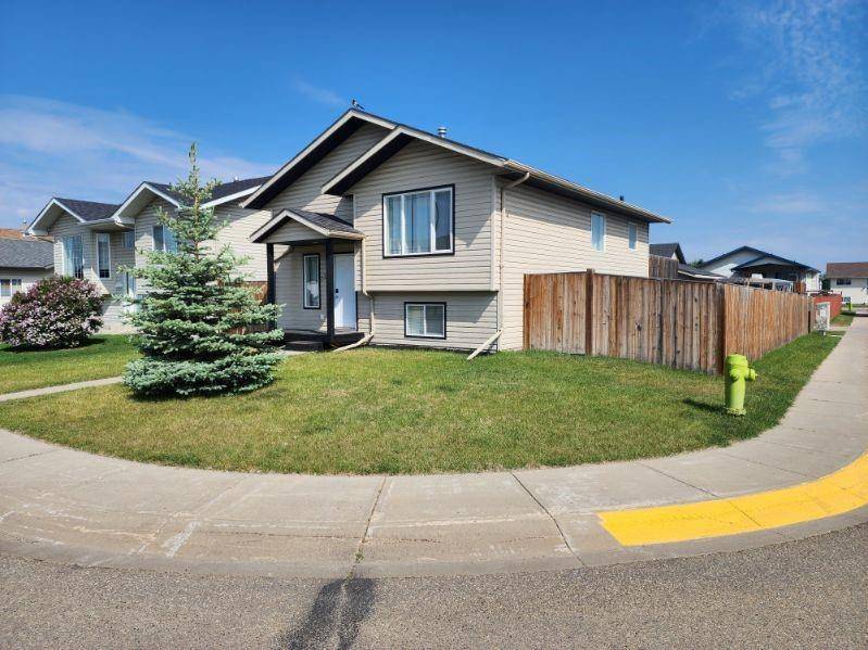 Red Deer, AB T4P 4A4,135 Kirkland Close Close