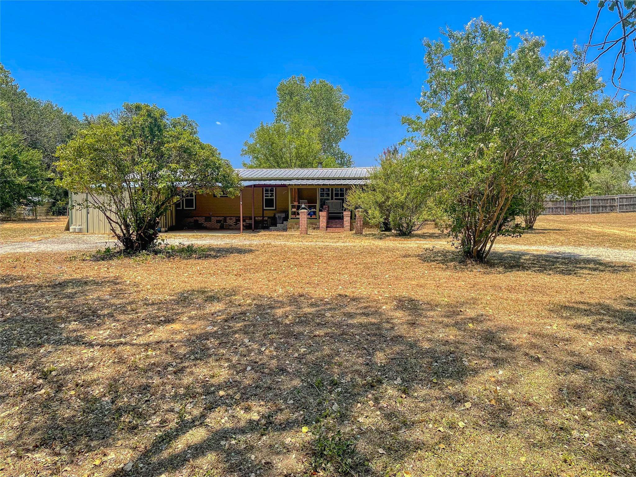 Azle, TX 76020,138 Kelly Court