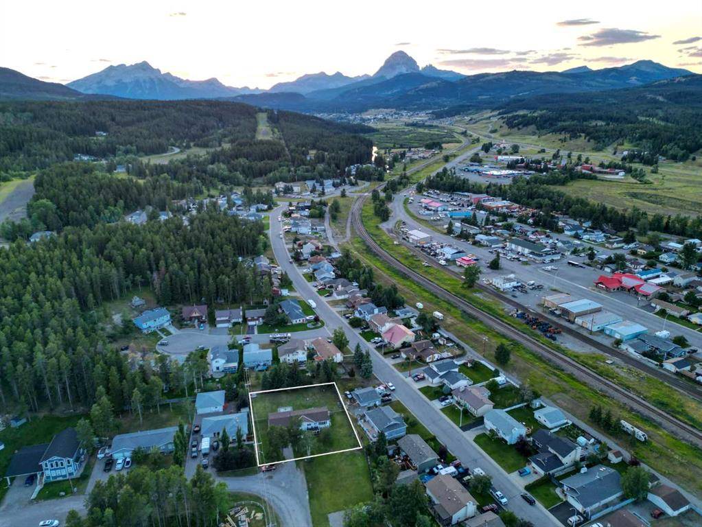 Blairmore, AB T0K 0E0,1718 117 ST