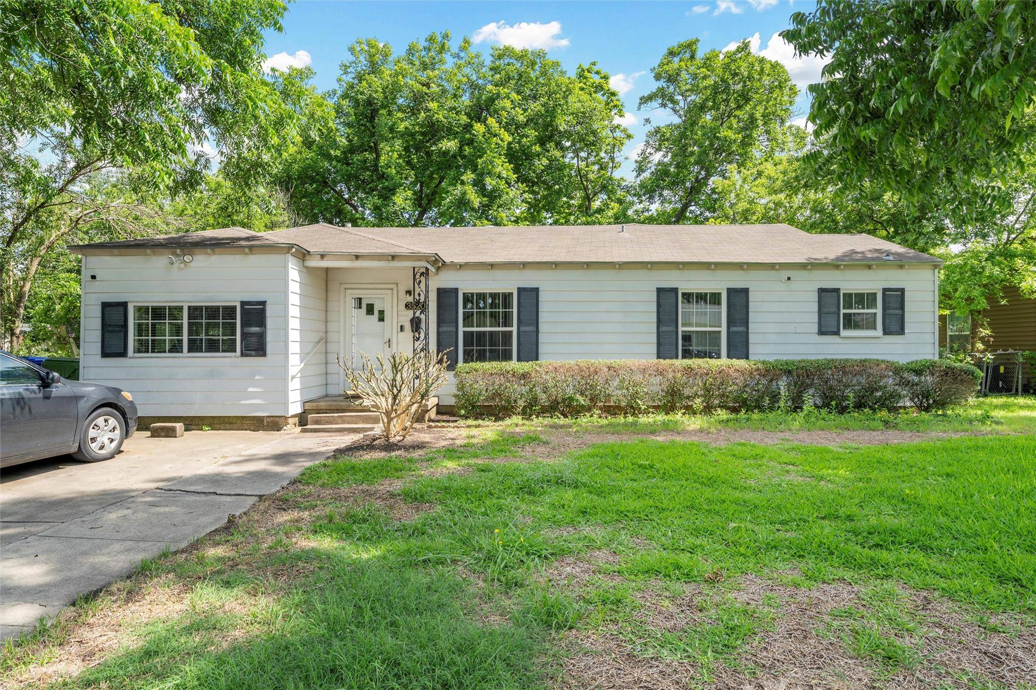 Waco, TX 76707,3520 Maple Avenue