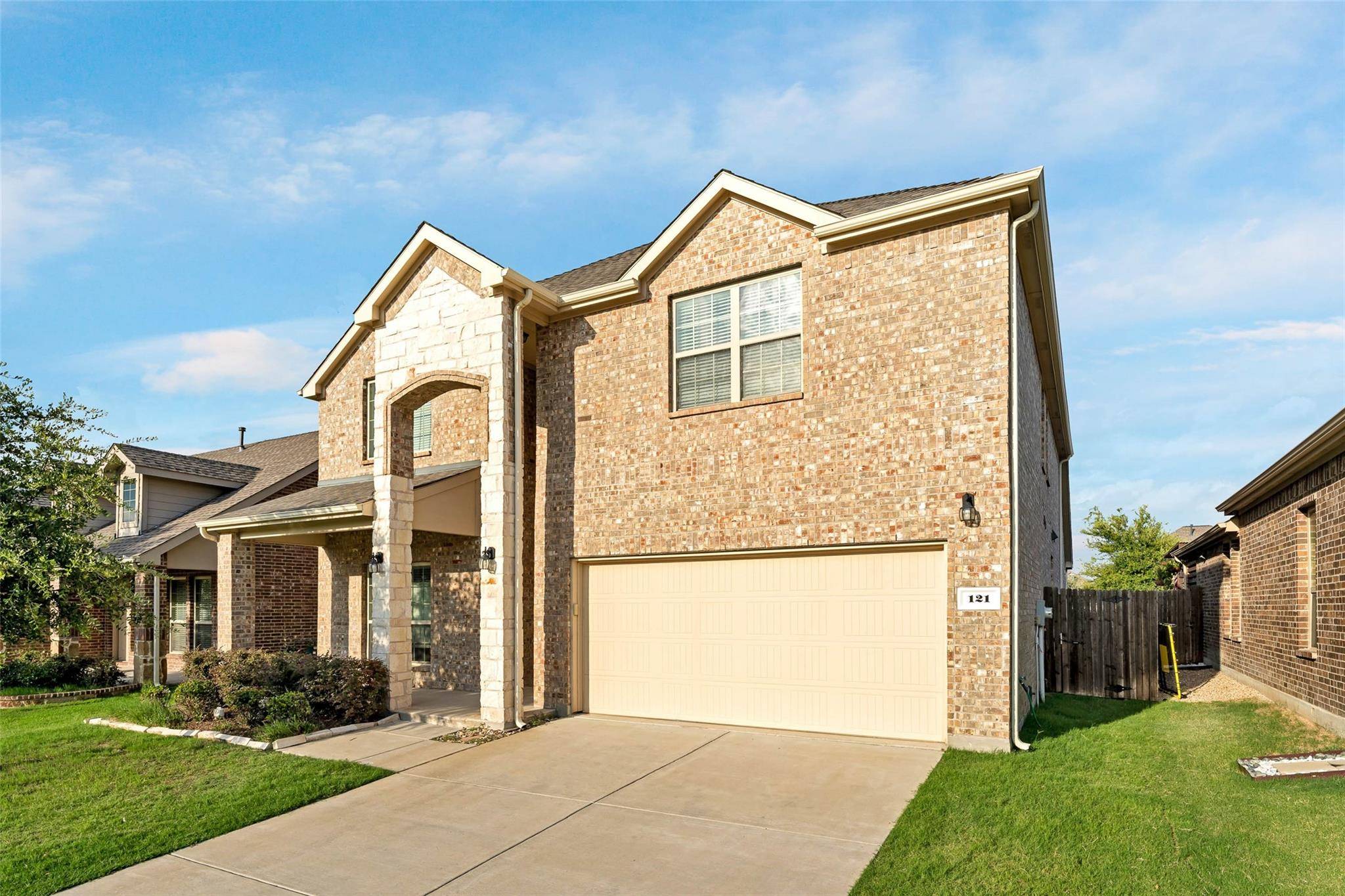 Mckinney, TX 75072,121 Rustic Oak Lane