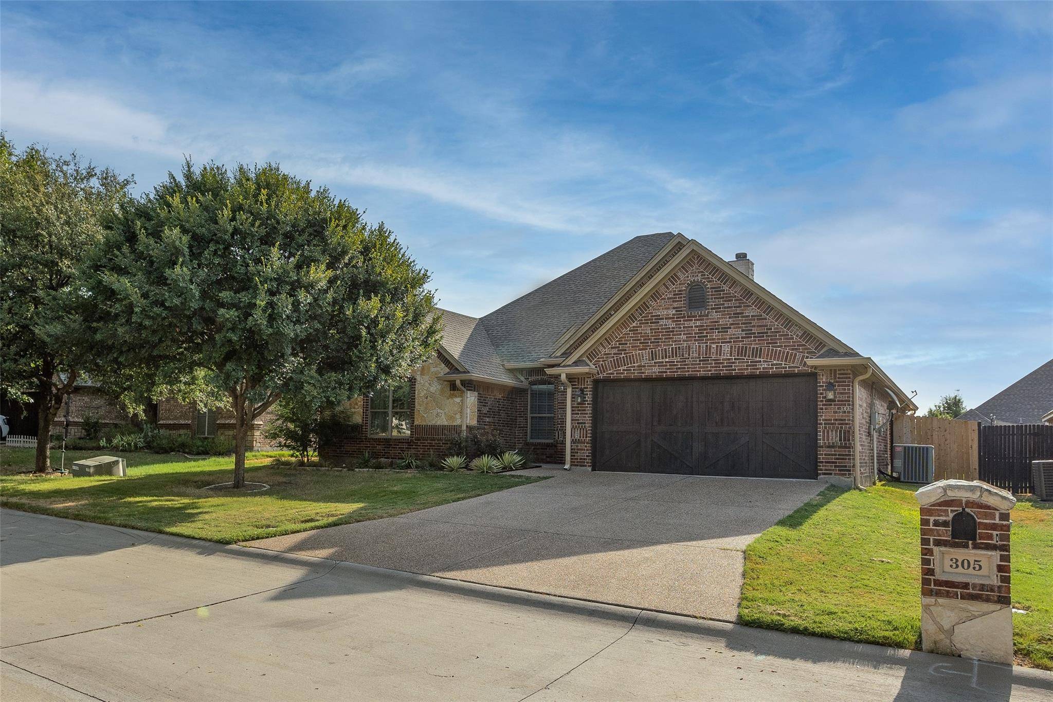 Willow Park, TX 76008,305 Bay Hill Drive