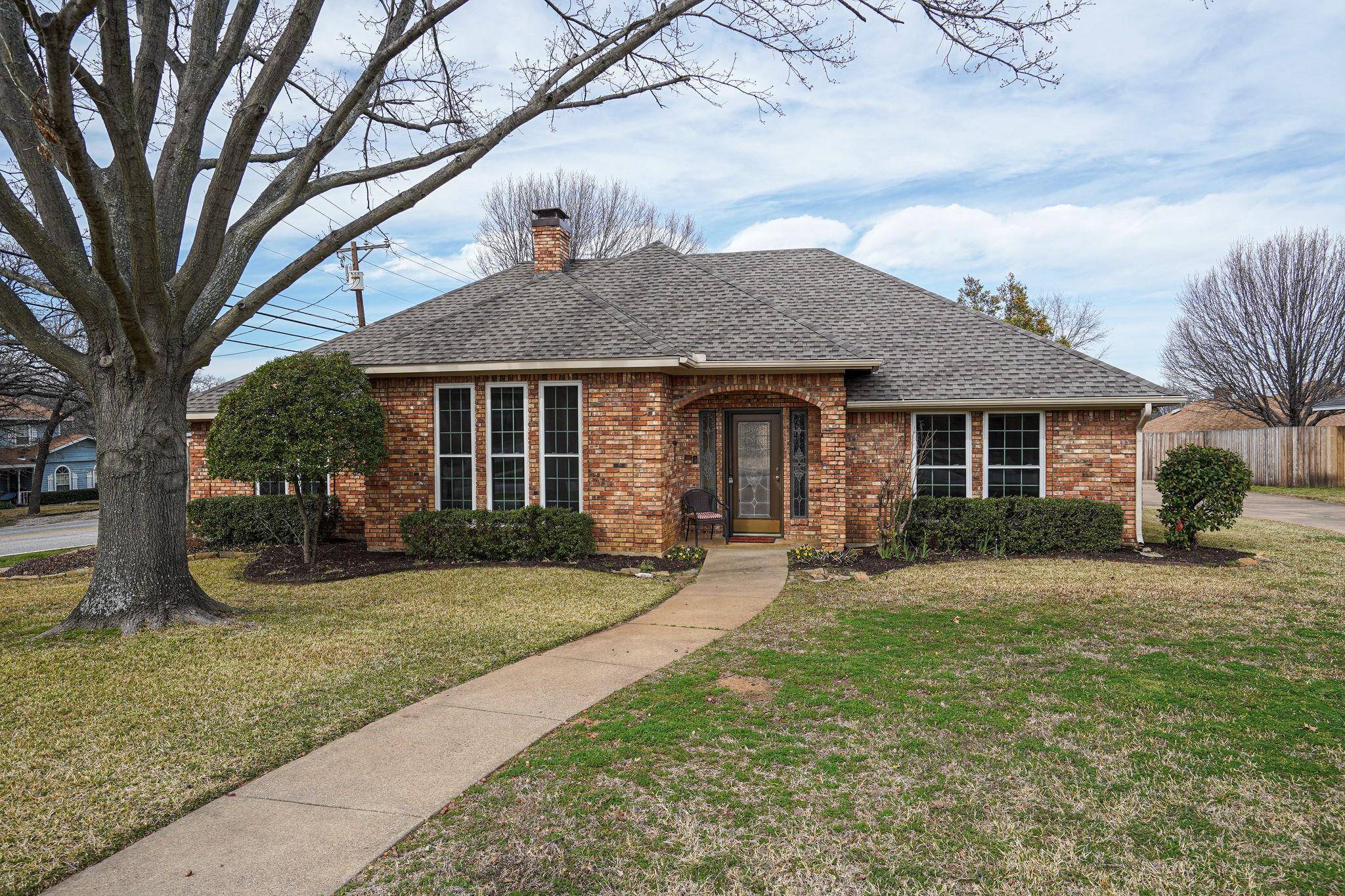 Grapevine, TX 76051,3124 Sweet Briar Street