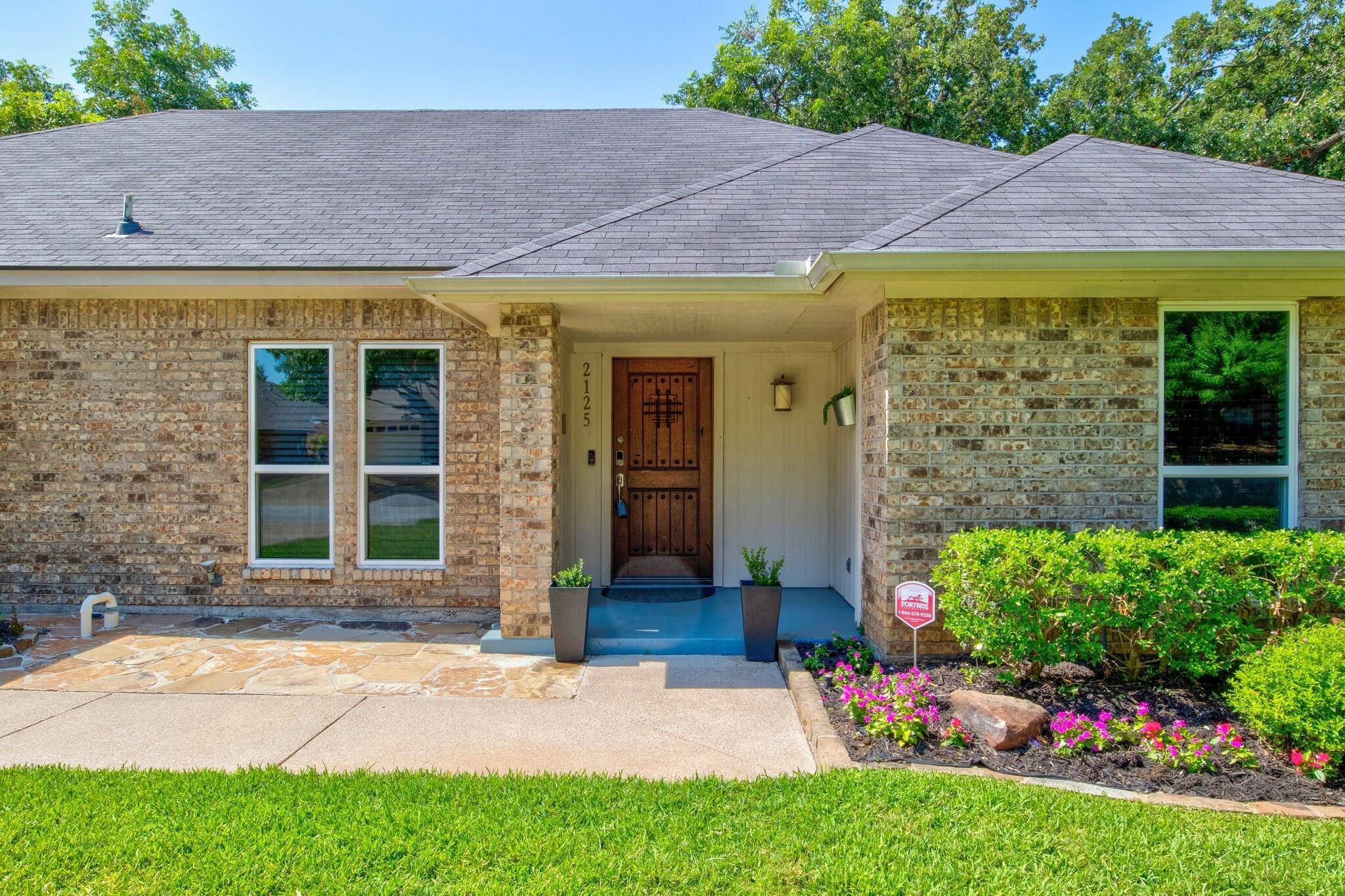 Grapevine, TX 76051,2125 Steeplewood Drive