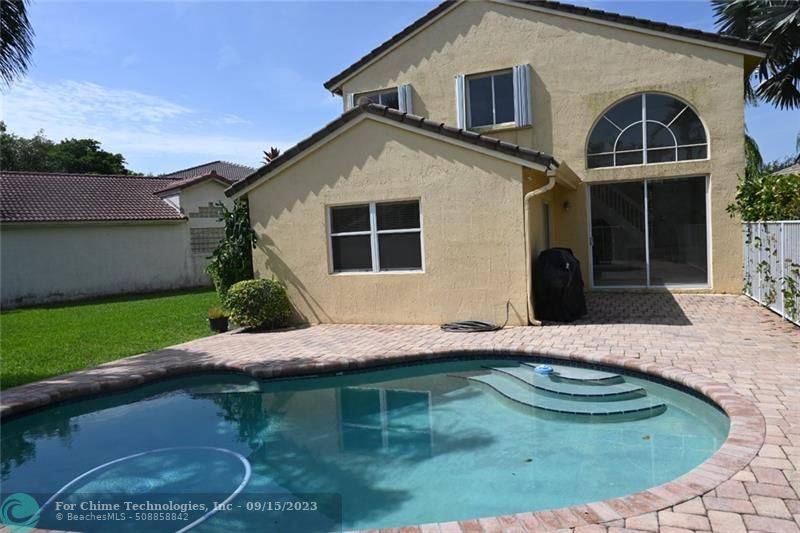 Weston, FL 33331,16401 Sapphire Bnd