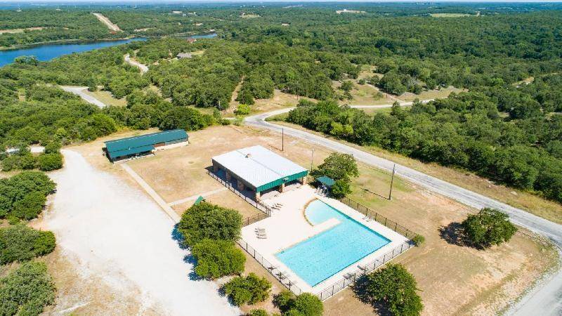 Bowie, TX 76230,571 Lake Horizon Court