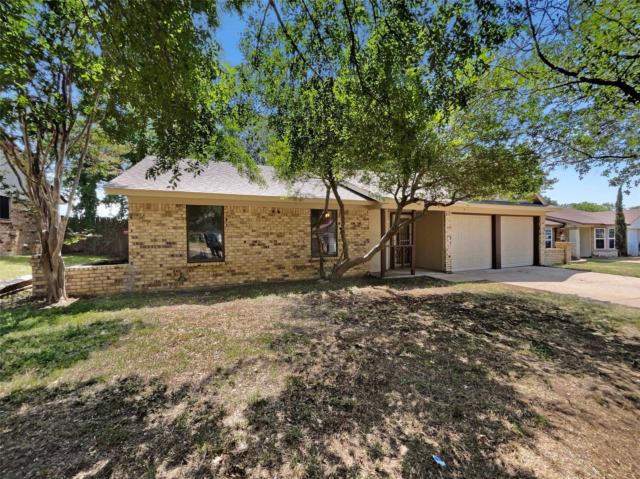 Arlington, TX 76017,5907 Cedar Ridge Drive