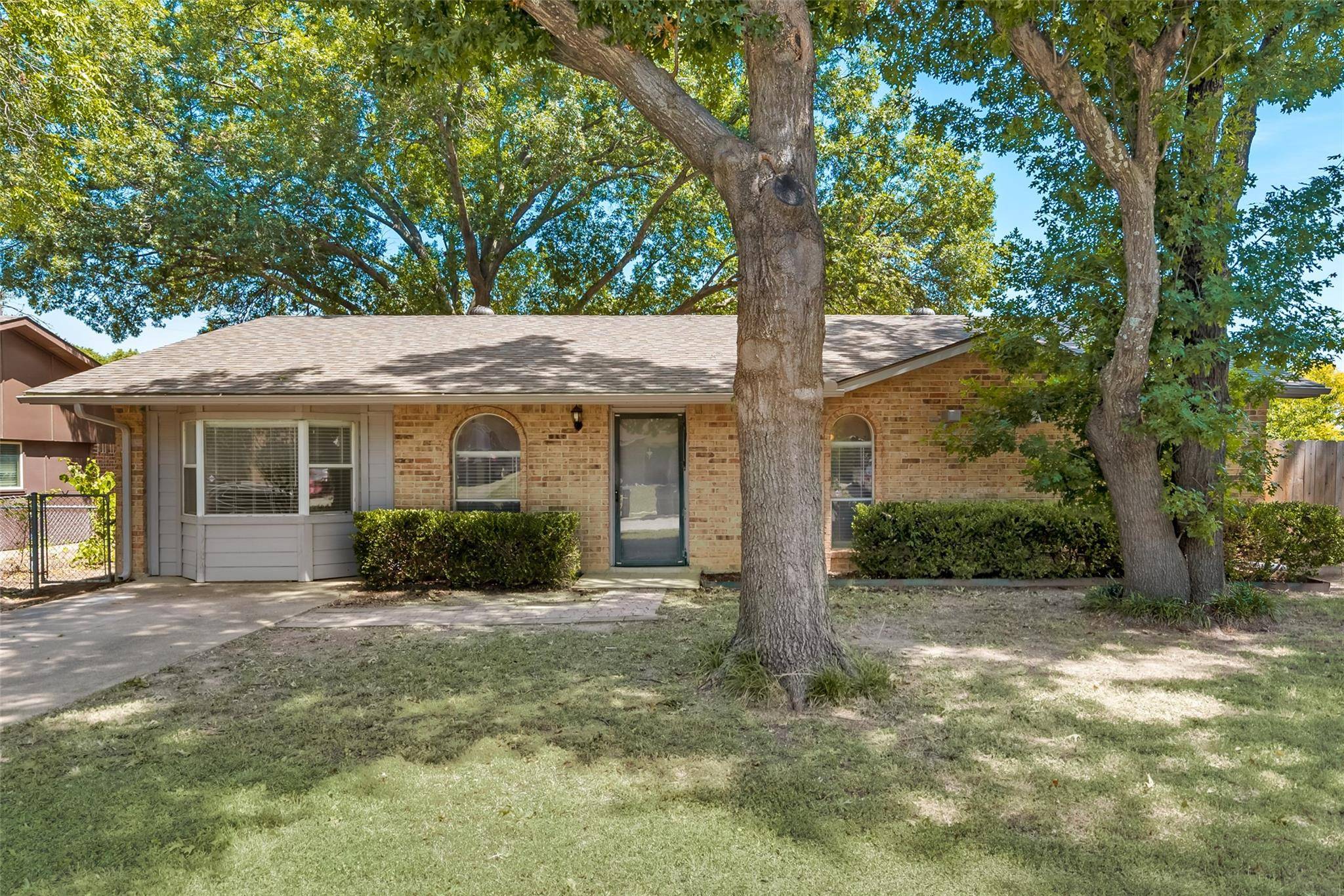 Plano, TX 75074,1825 Overglen Drive