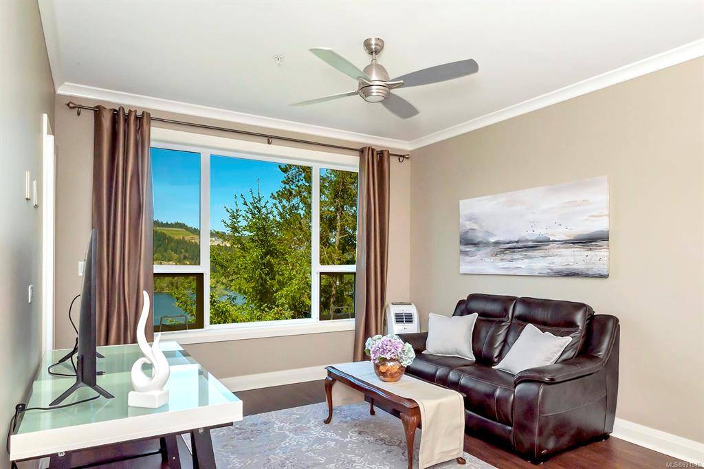 Langford, BC V9B 0M8,1145 Sikorsky Rd #305