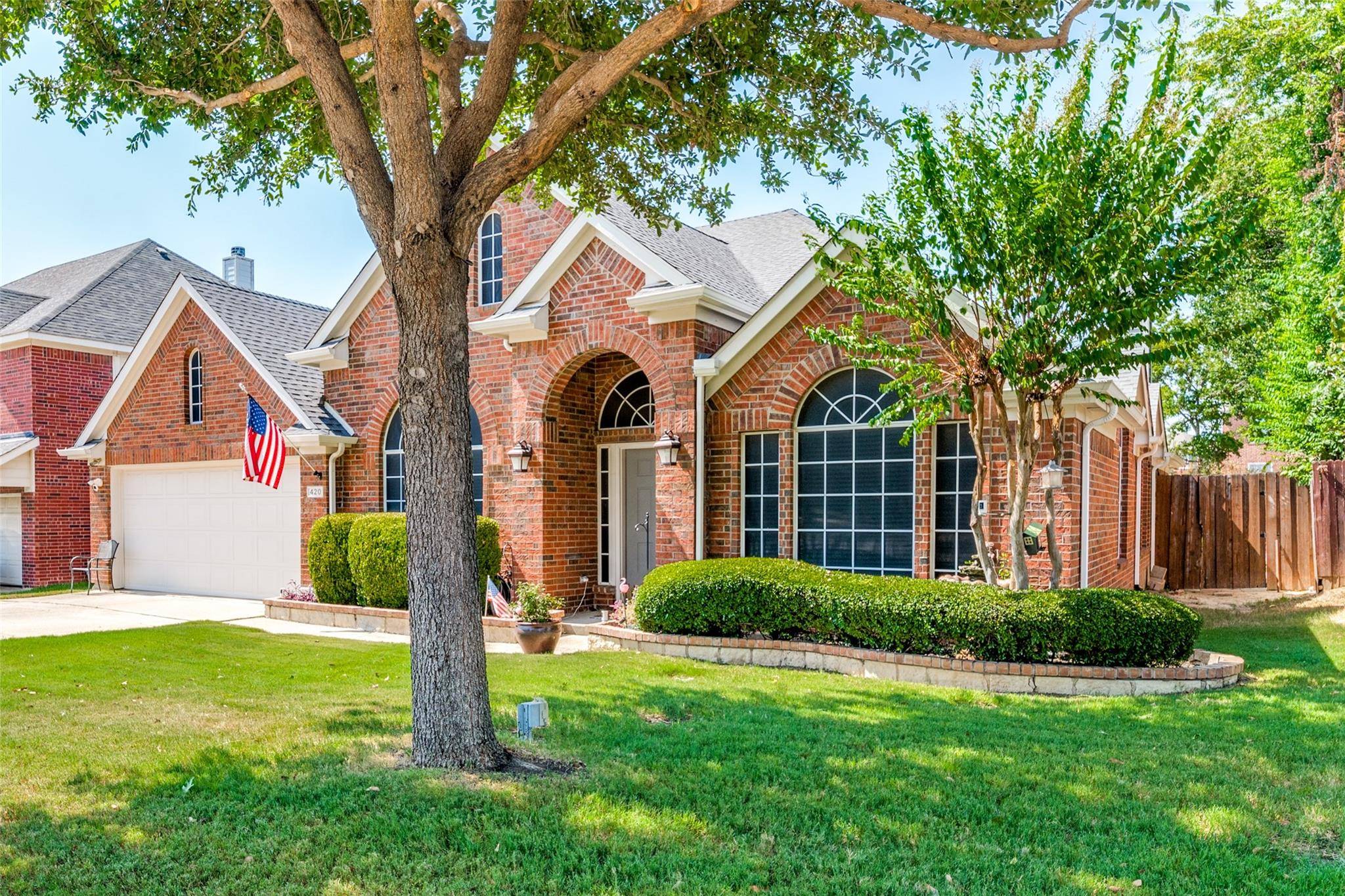 Grand Prairie, TX 75052,420 Laura Lane