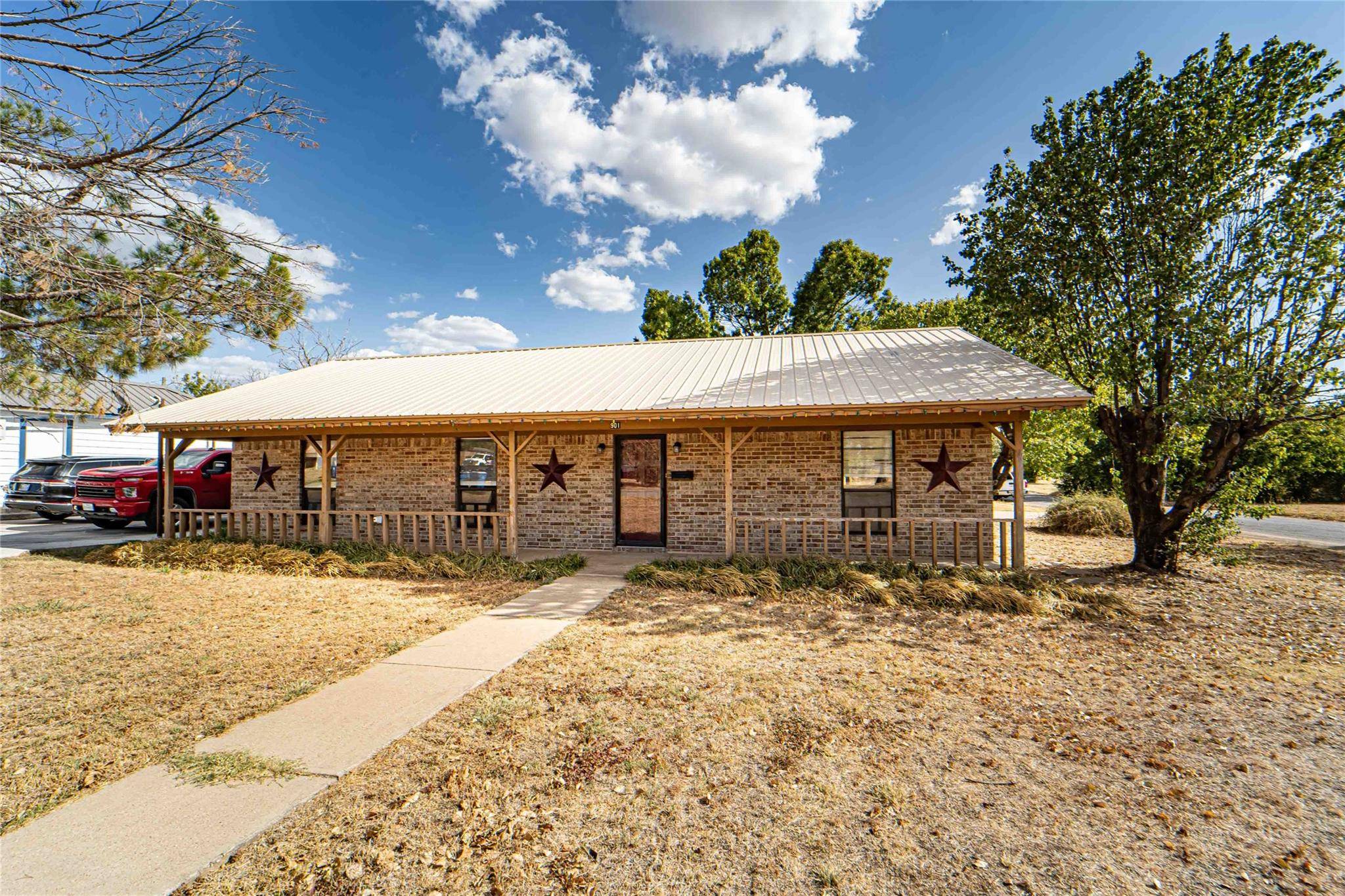 Breckenridge, TX 76424,901 E Lindsey Street