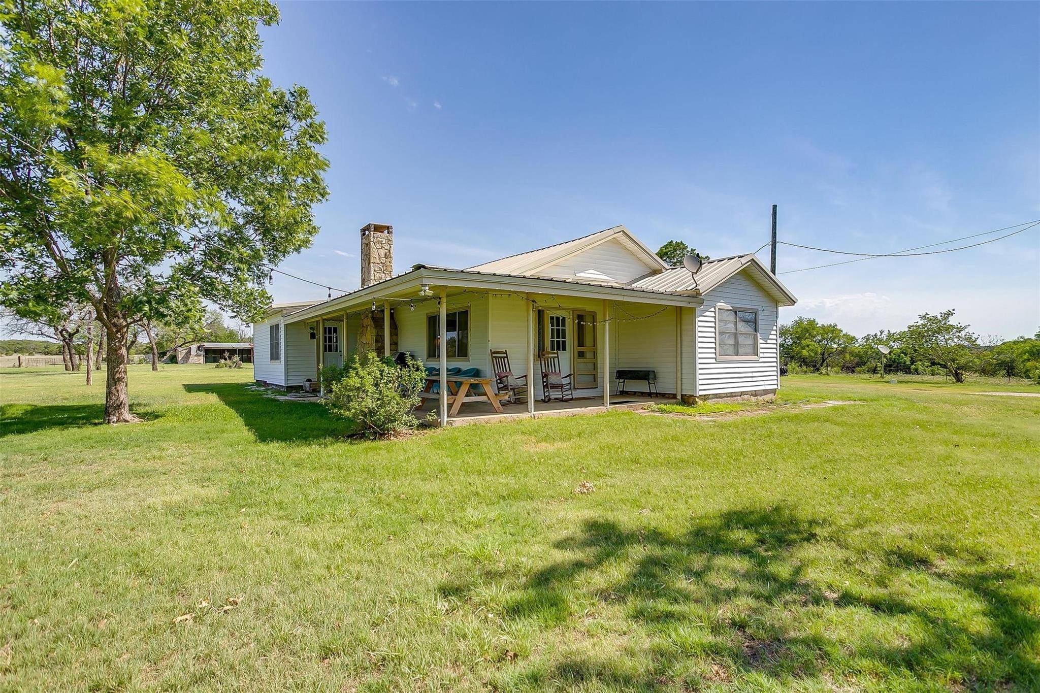 Hico, TX 76457,1026 County Road 2435