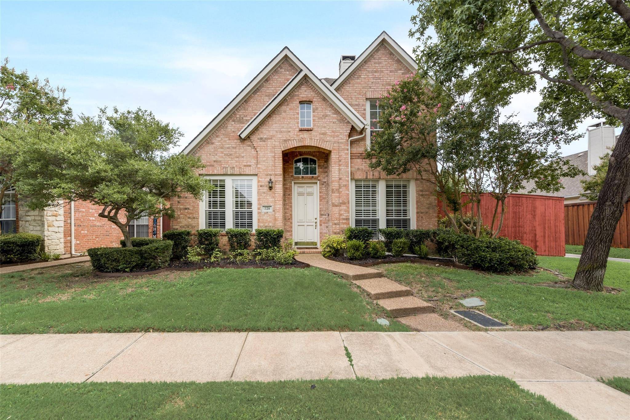 Irving, TX 75063,228 Heatherwood Drive