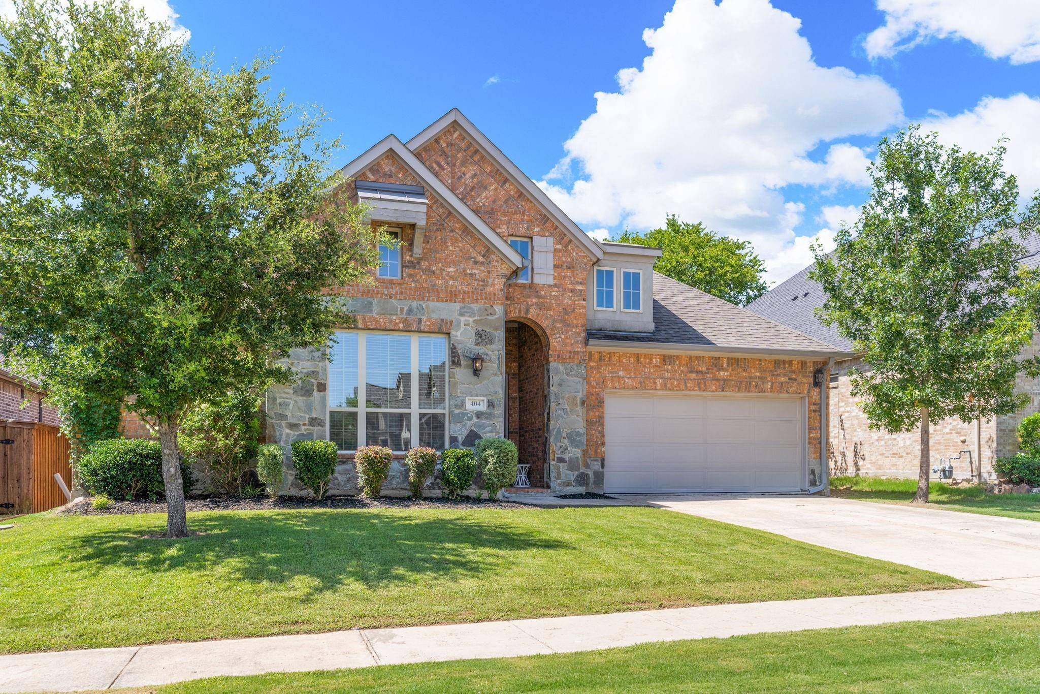 Mckinney, TX 75071,404 Headwaters Drive