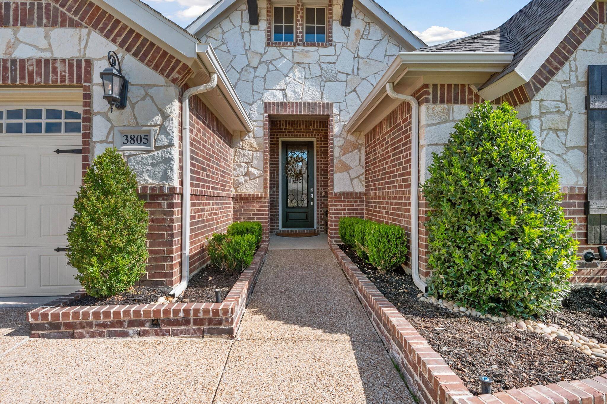 Arlington, TX 76001,3805 Pine Valley Lane