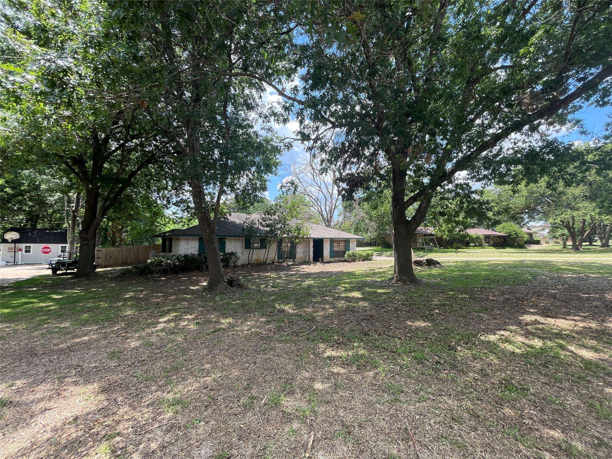 Ovilla, TX 75154,321 Shadowwood Trail