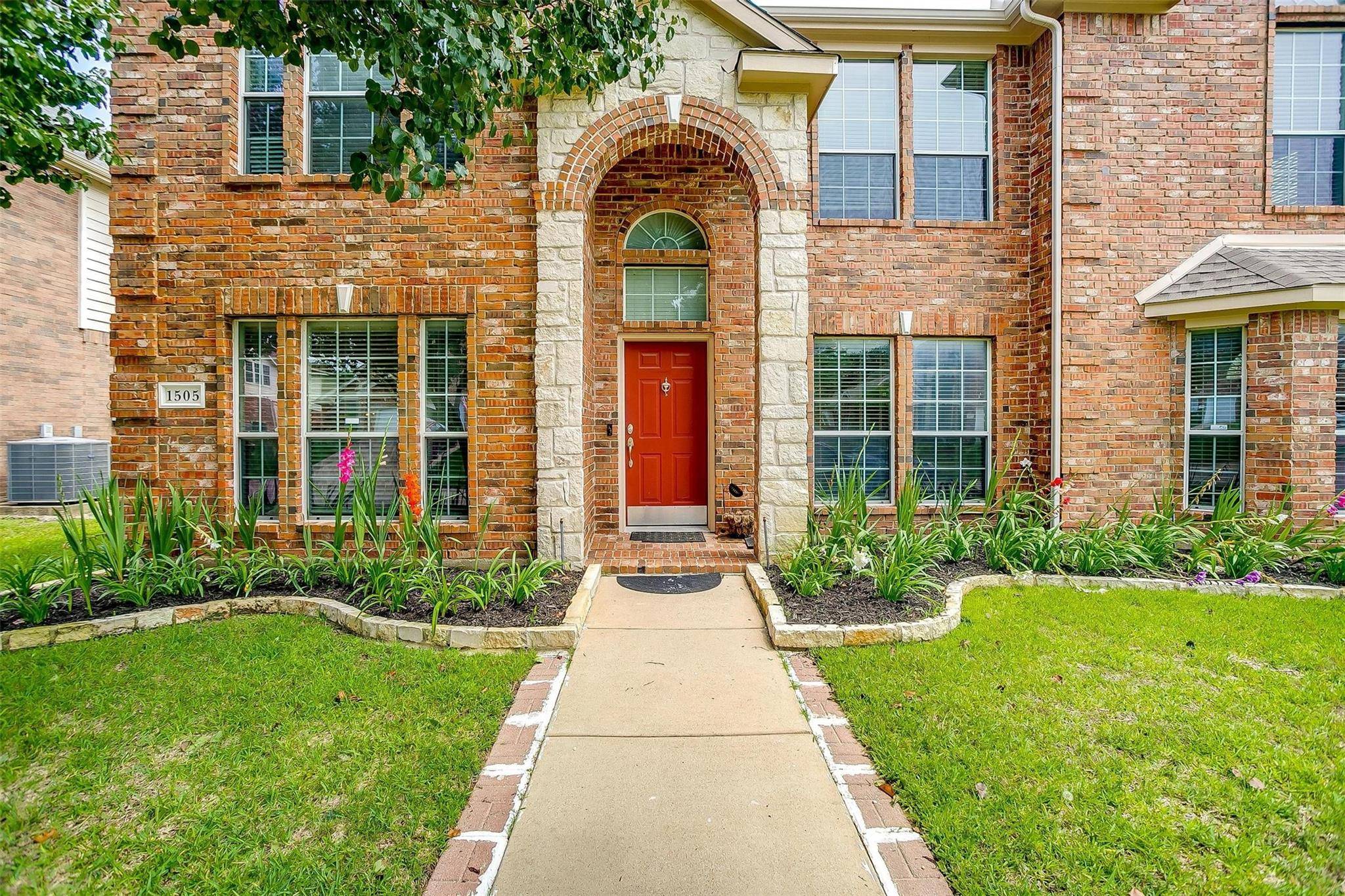 Mansfield, TX 76063,1505 Chateau Lane