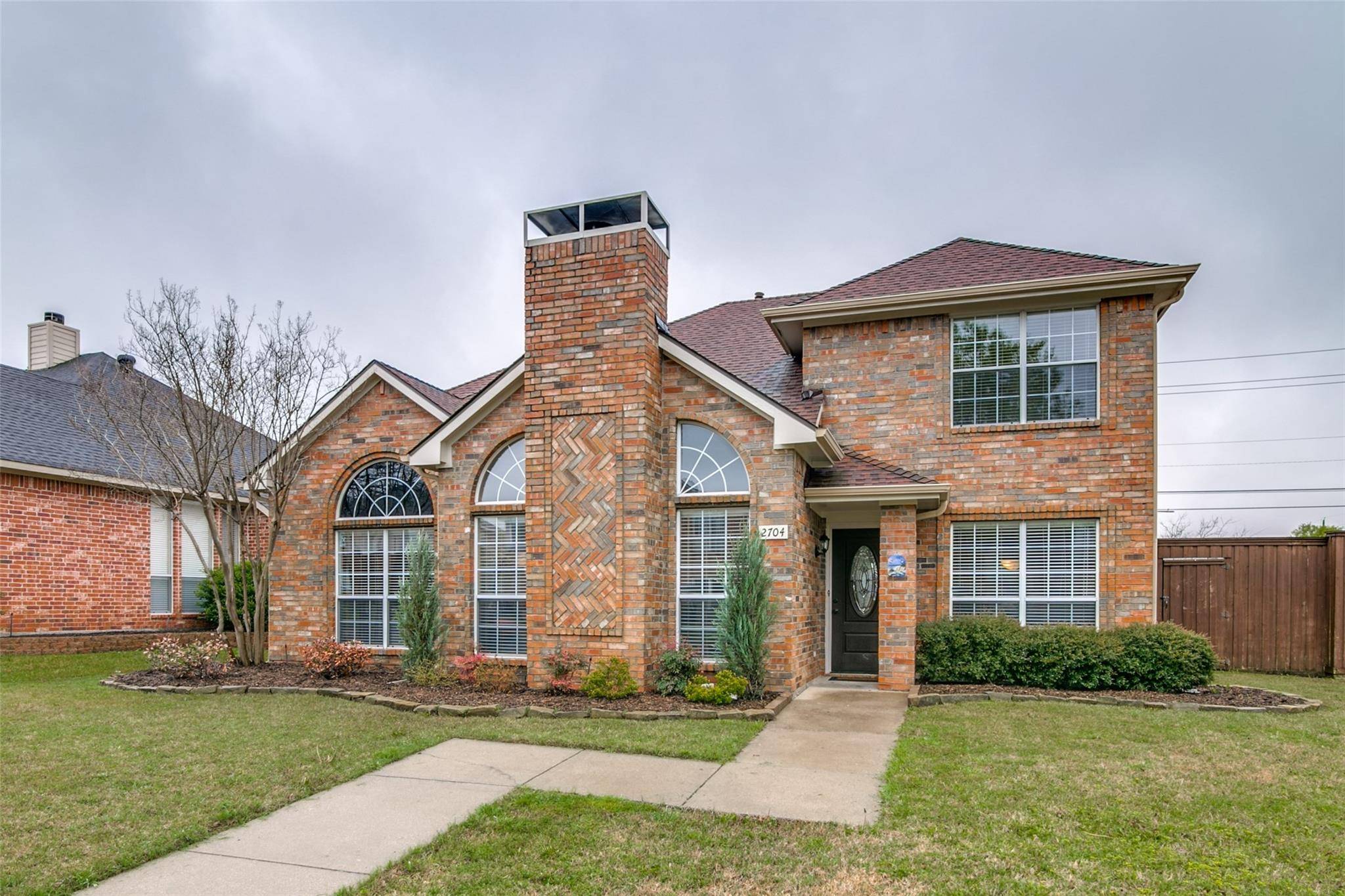 Carrollton, TX 75006,2704 Summertree Drive