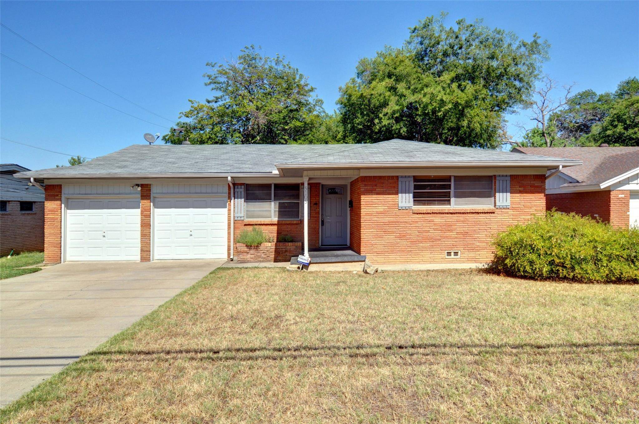 Fort Worth, TX 76133,5105 Cockrell Avenue