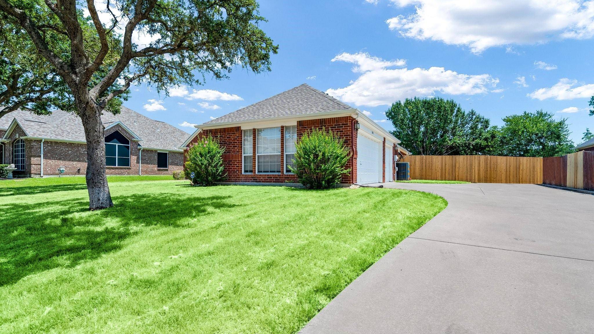 Mansfield, TX 76063,808 Coal Creek Drive