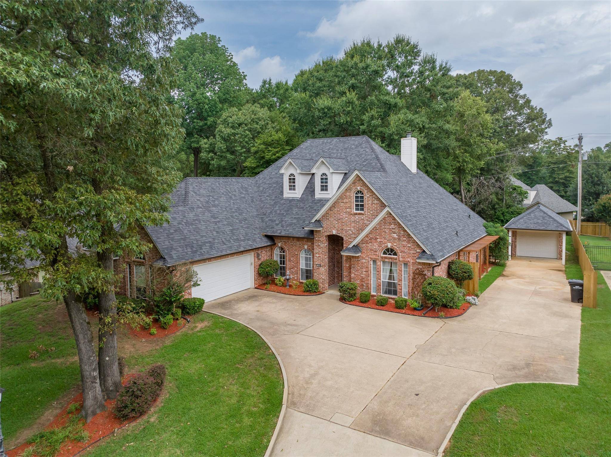 Haughton, LA 71037,206 Silver Fox Circle