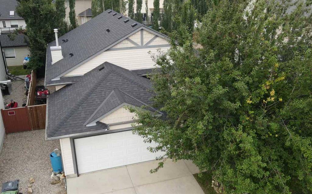 Chestermere, AB T1X 1K3,256 WEST LAKEVIEW PL