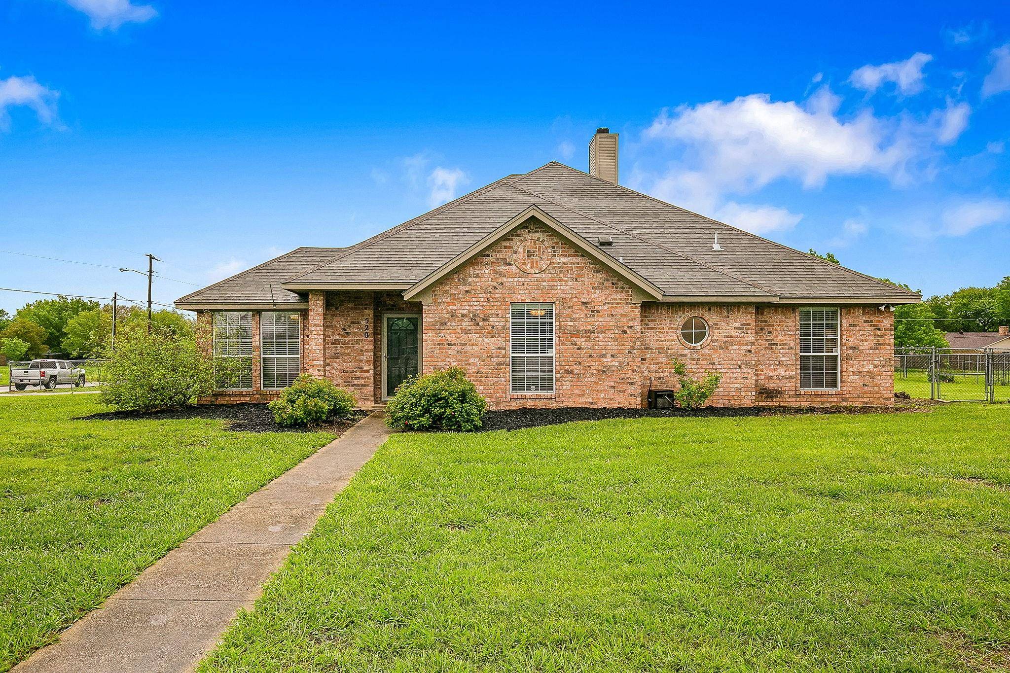 Terrell, TX 75161,520 Pin Oak Drive