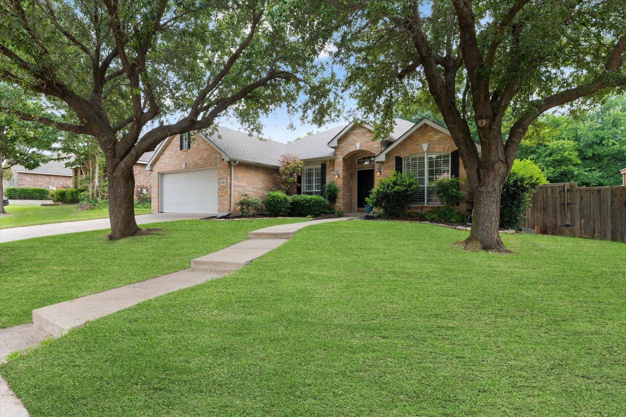 Rowlett, TX 75089,5709 Freedom Lane