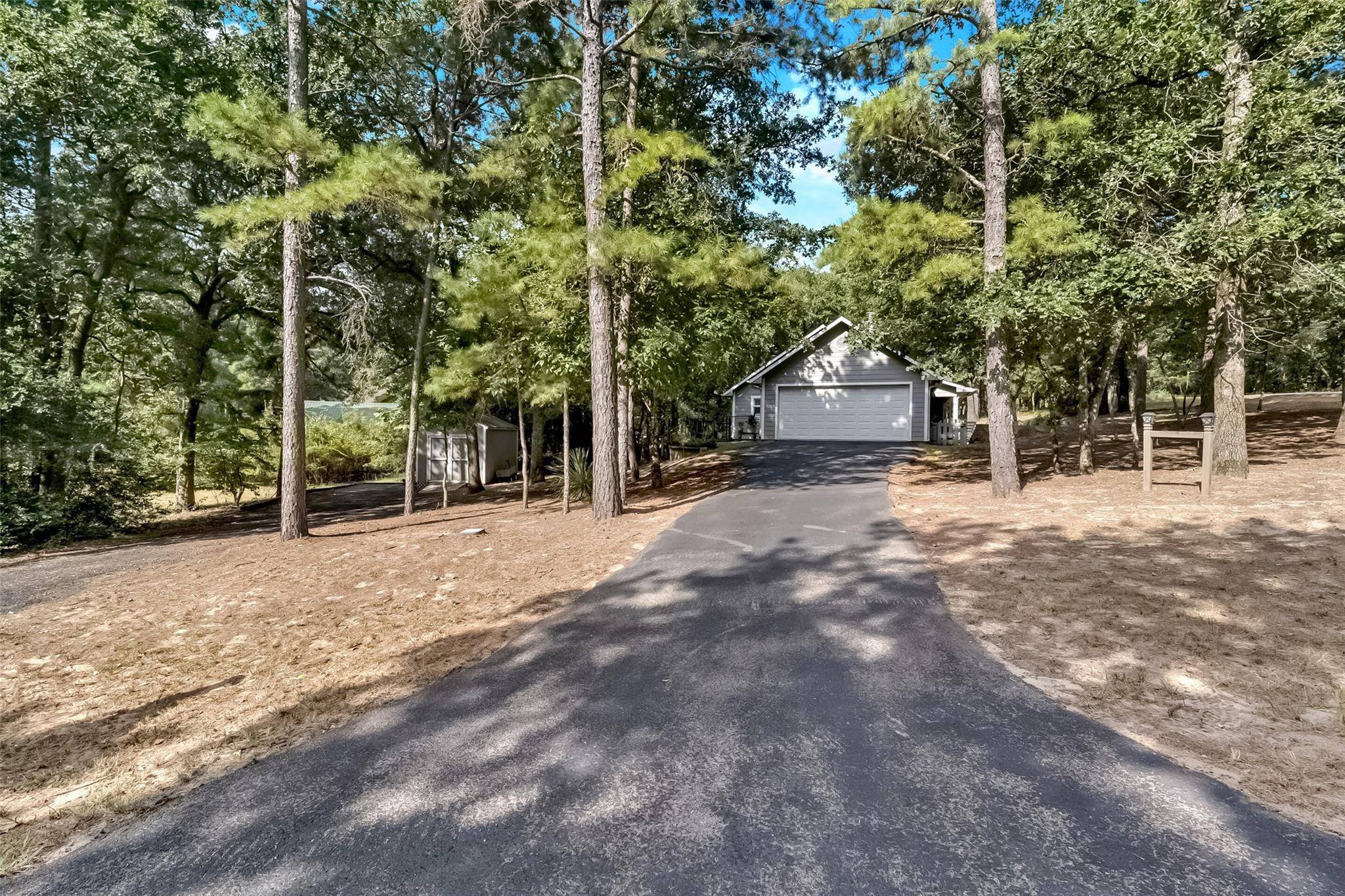 Holly Lake Ranch, TX 75765,1835 W Holly Trail