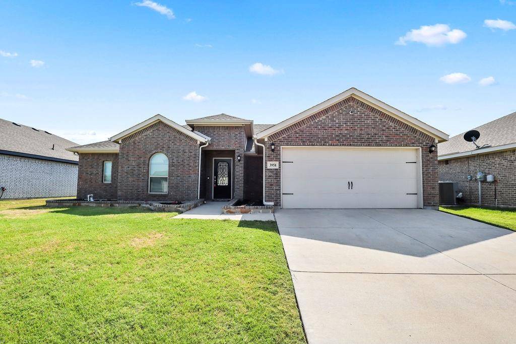 Grand Prairie, TX 75052,3958 Candler Park Drive