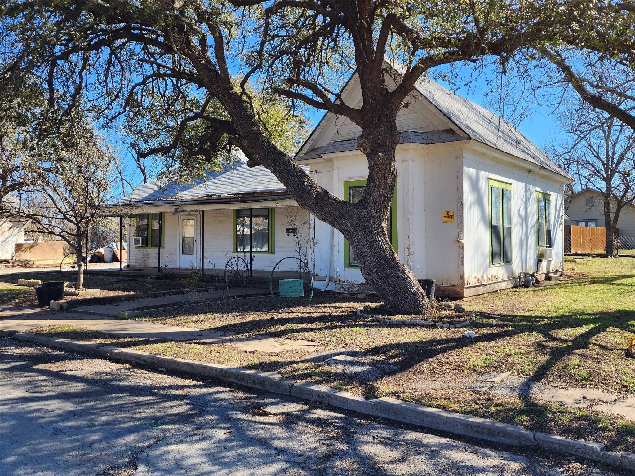 Brady, TX 76825,200 E 7th Street