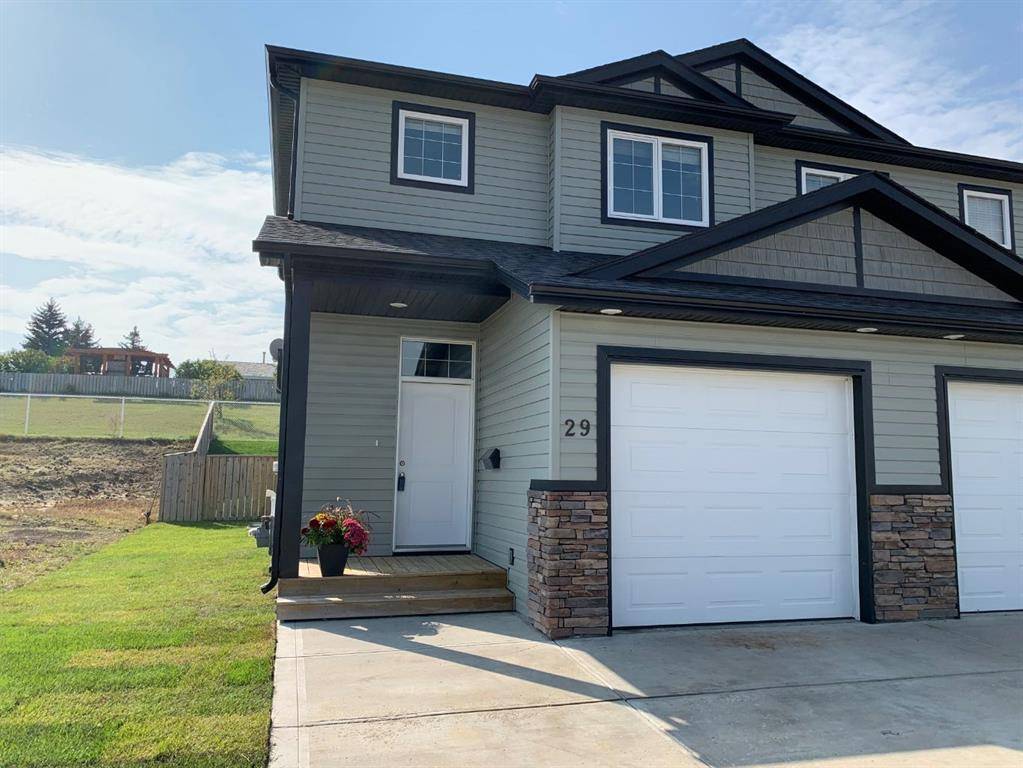 Blackfalds, AB T4M 0M3,29 Pinnacle Close