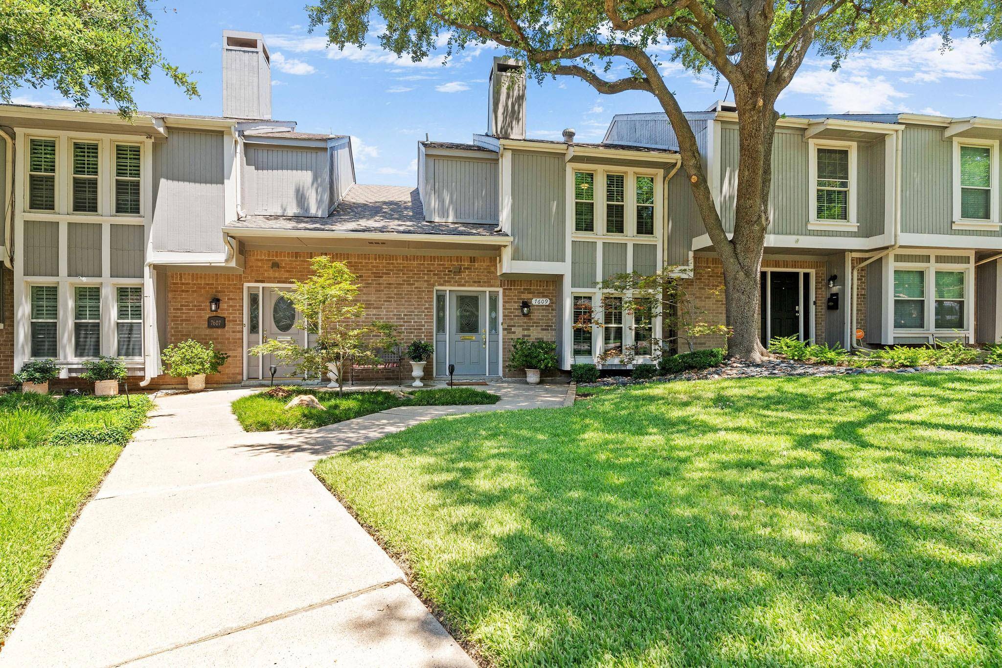 Dallas, TX 75230,7609 Riverbrook Drive #11