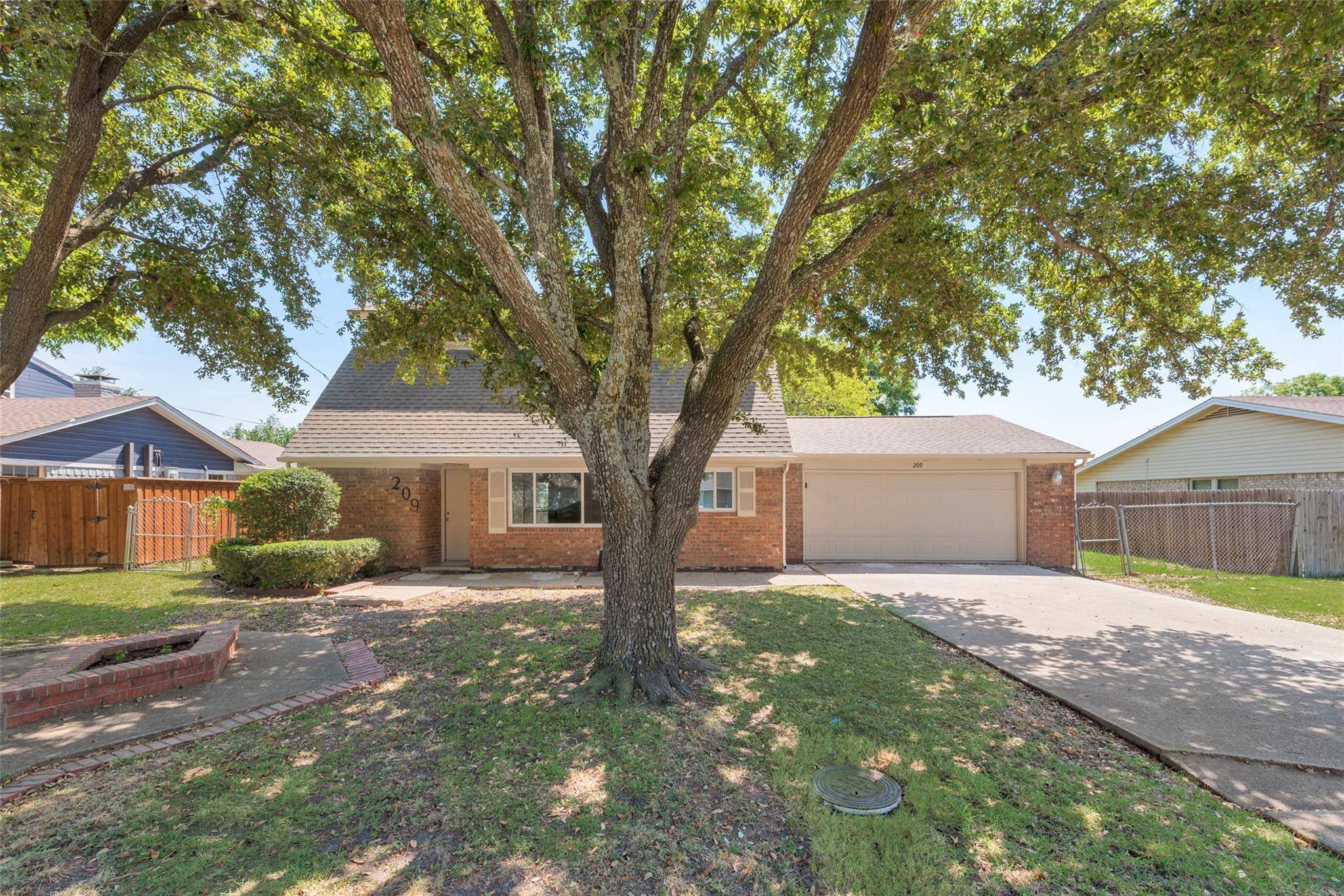 Heath, TX 75032,209 Linda Lane