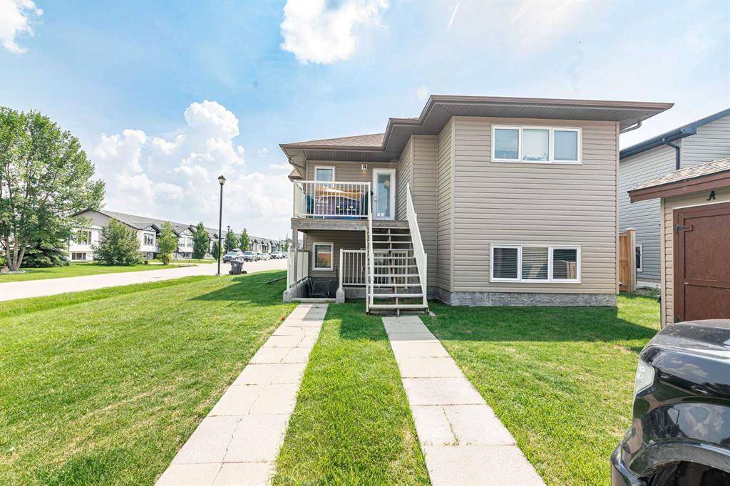 Springbrook, AB T4S 0N9,748 Cypress LN