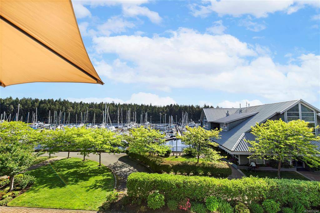 Nanaimo, BC V9S 5T6,520 Blue Girl Way #303