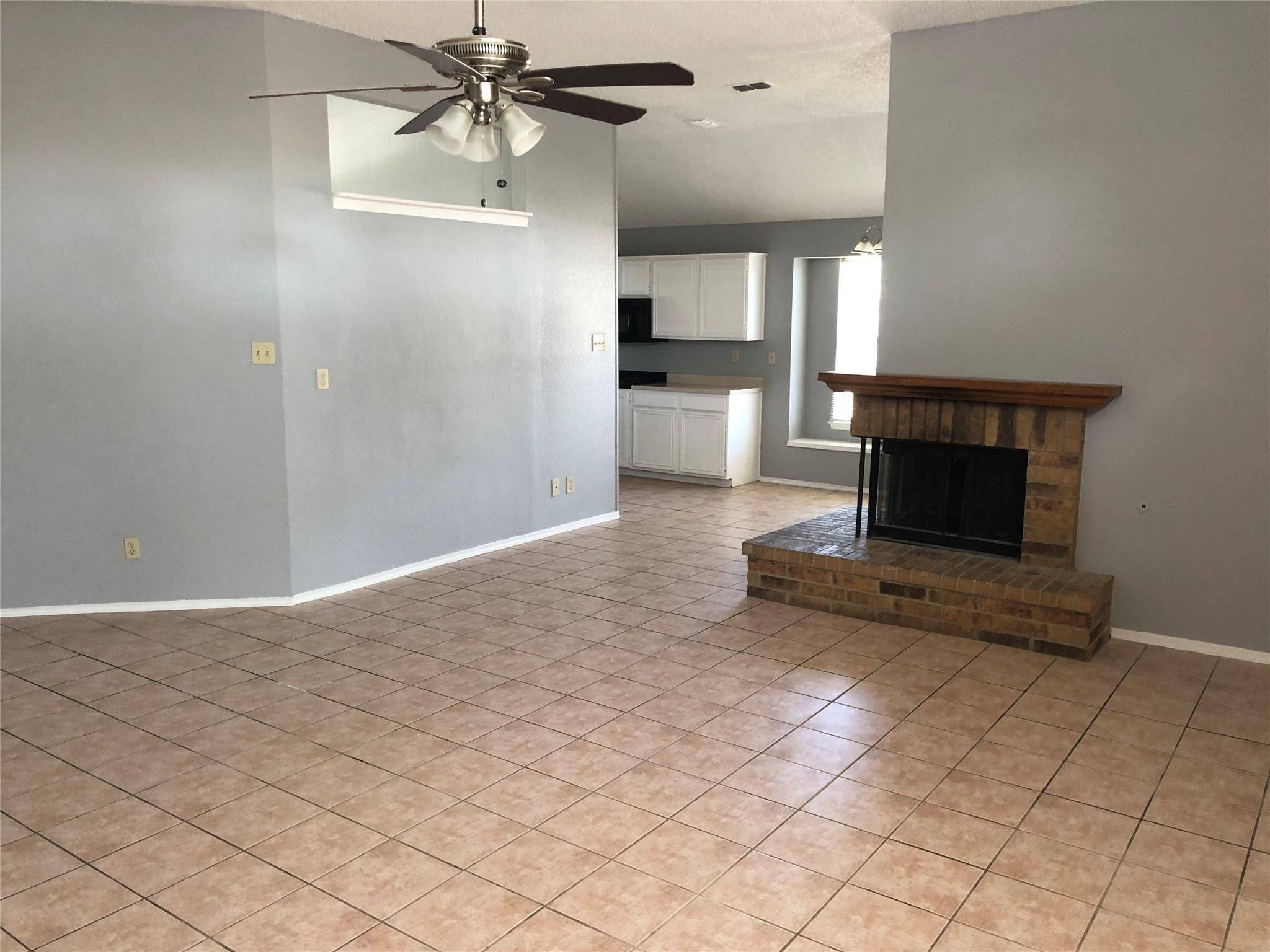 Desoto, TX 75115,919 Carmela Drive