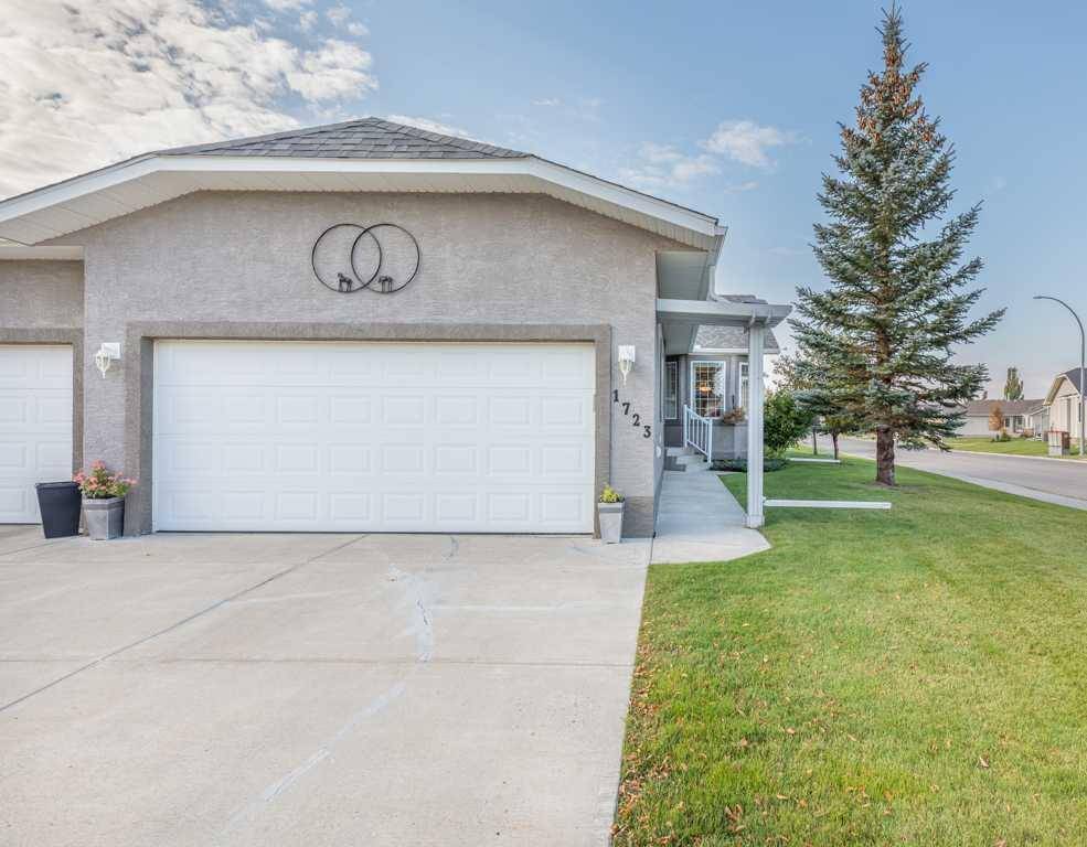 High River, AB T1V 1X3,1723 Riverside DR NW