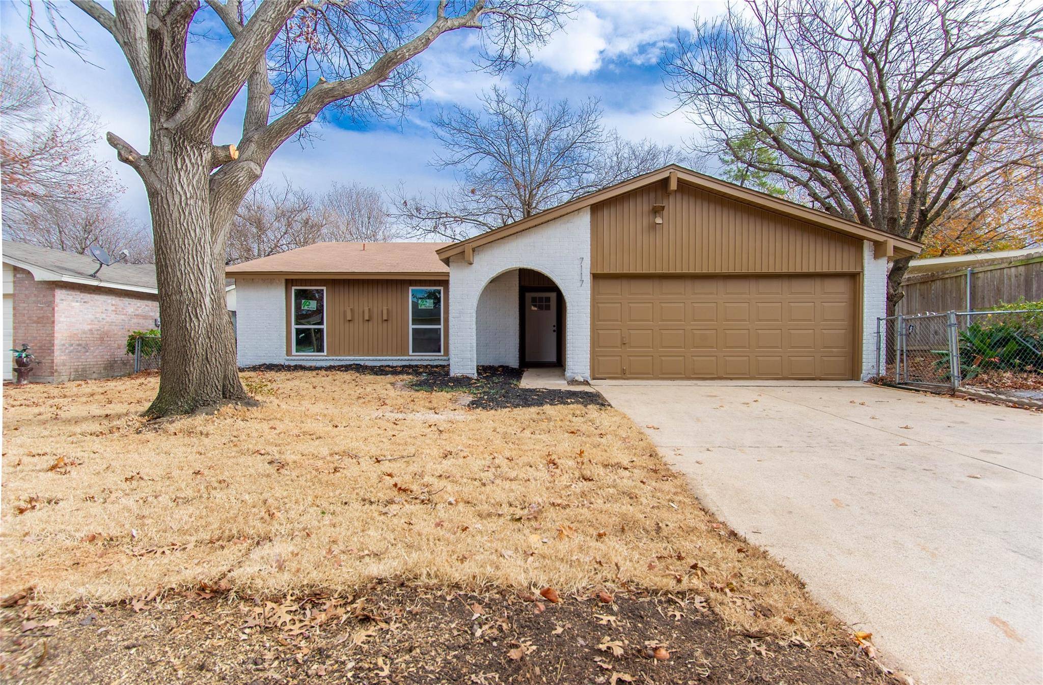 Fort Worth, TX 76133,7117 Misty Meadow Drive S