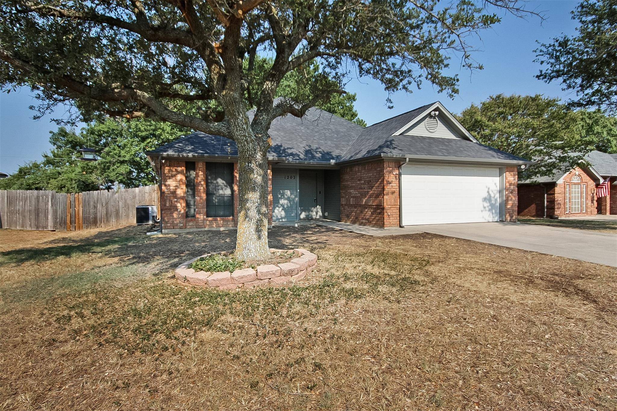 Weatherford, TX 76086,1202 Oak Tree Lane