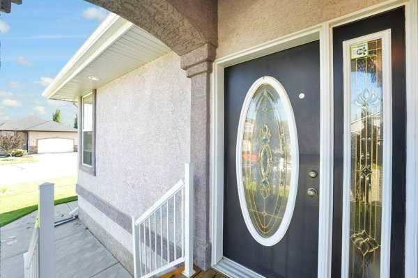 Lacombe, AB T4L 2P3,1 Emerald CRES