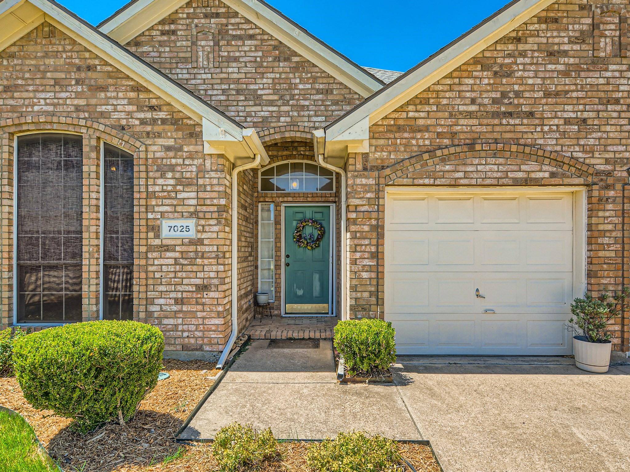 Rowlett, TX 75089,7025 Birchmont Drive