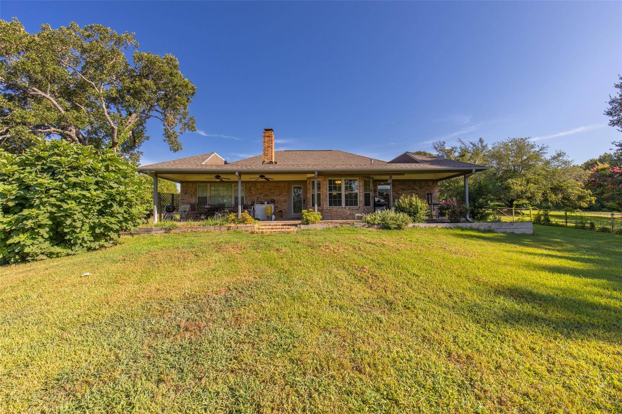 Mineola, TX 75773,132 Private Road 6282