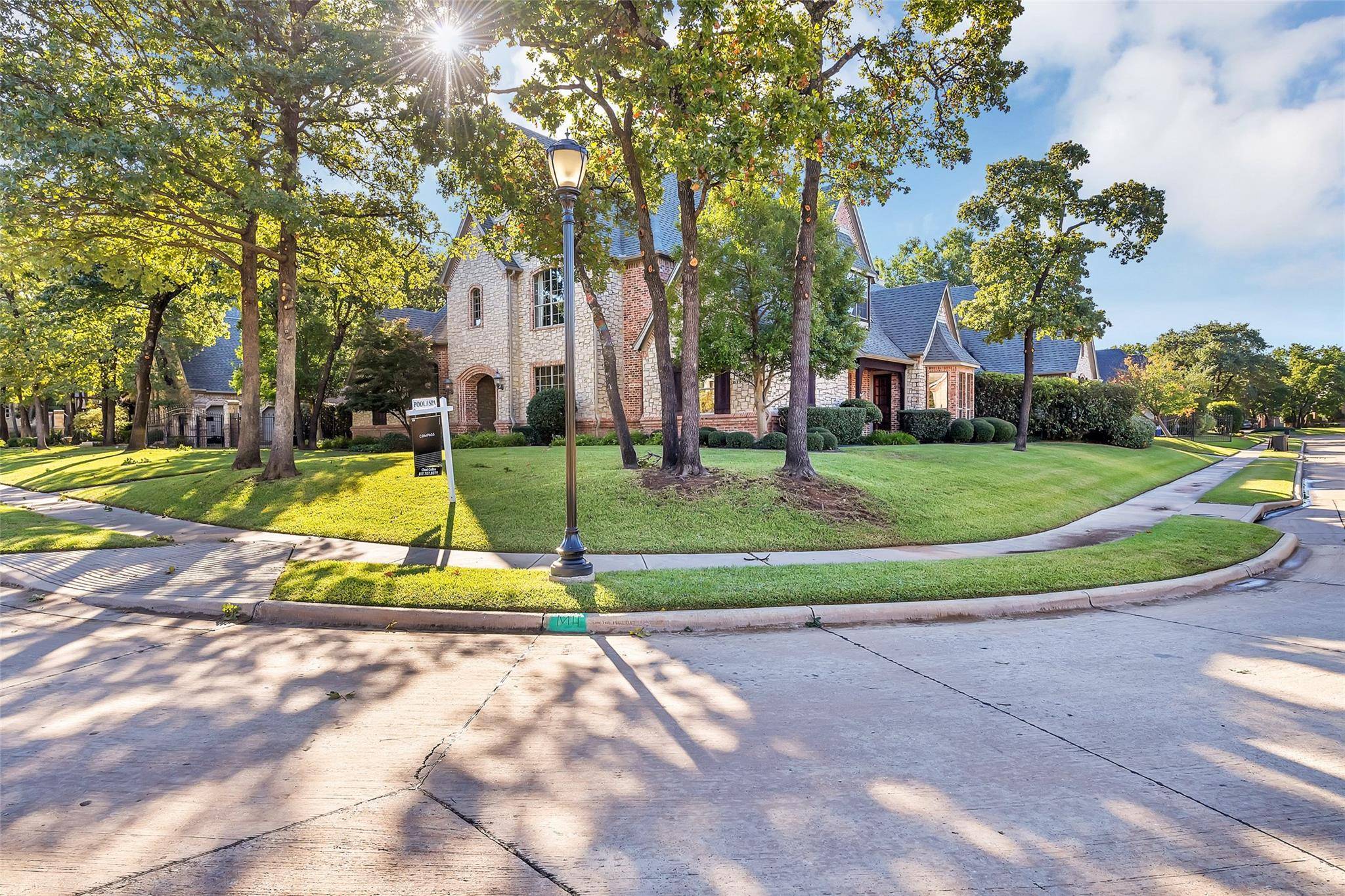 Keller, TX 76262,1821 Barrington Drive