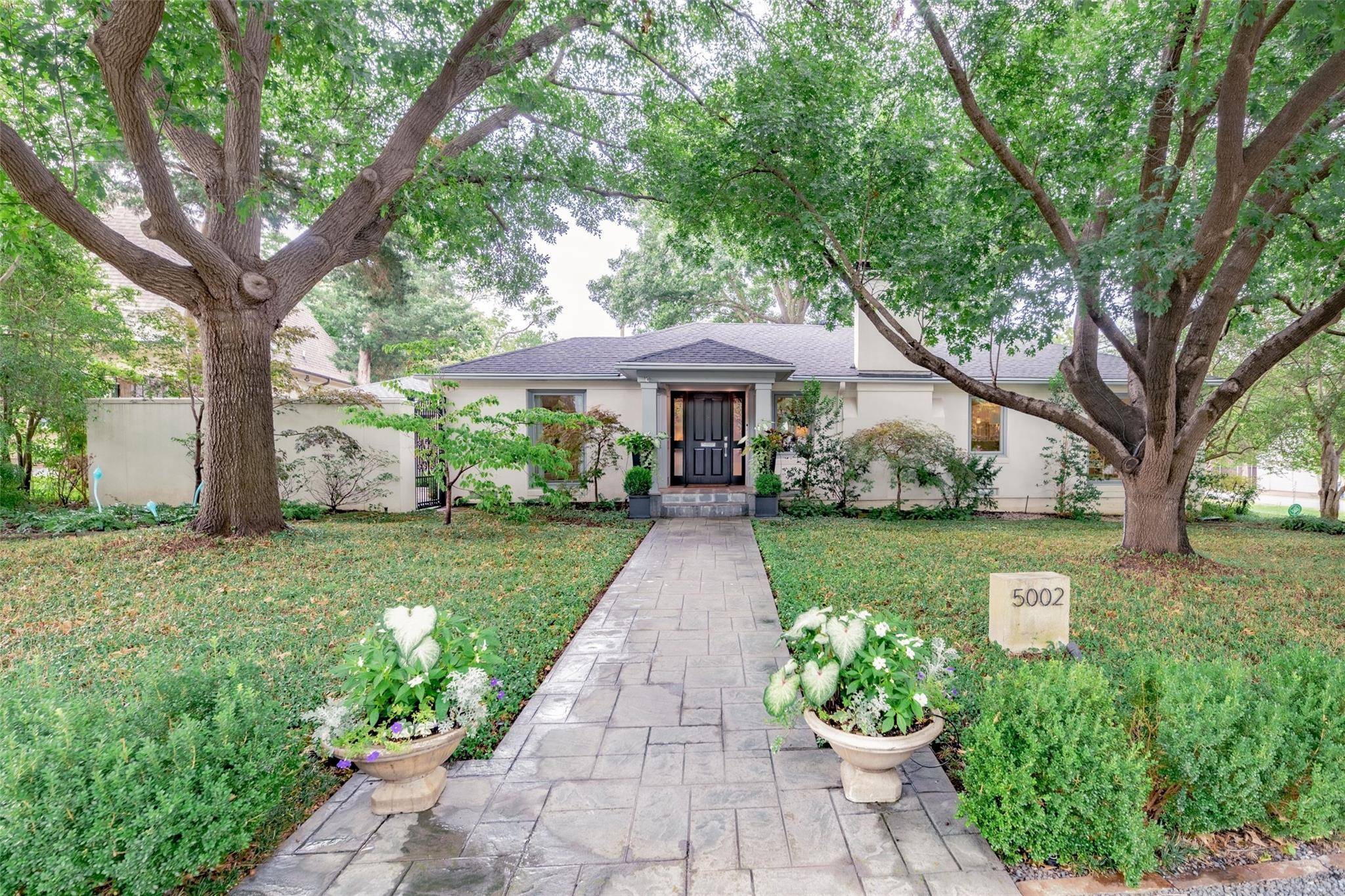 Dallas, TX 75209,5002 Horseshoe Trail