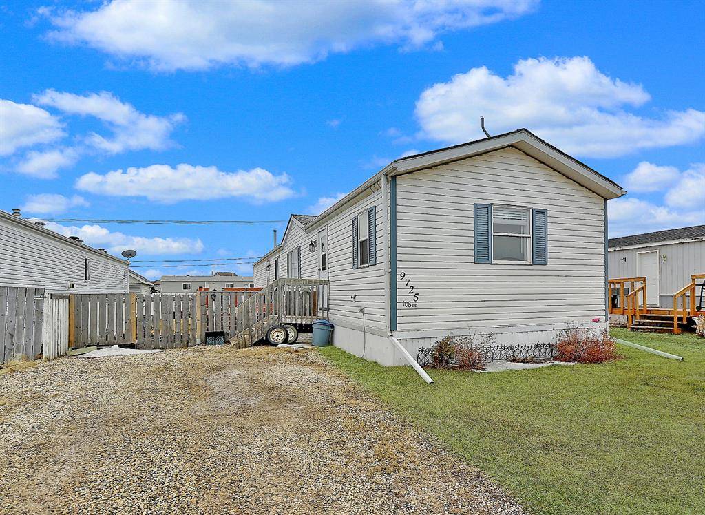 Clairmont, AB T0H 0W4,9725 108 AVE