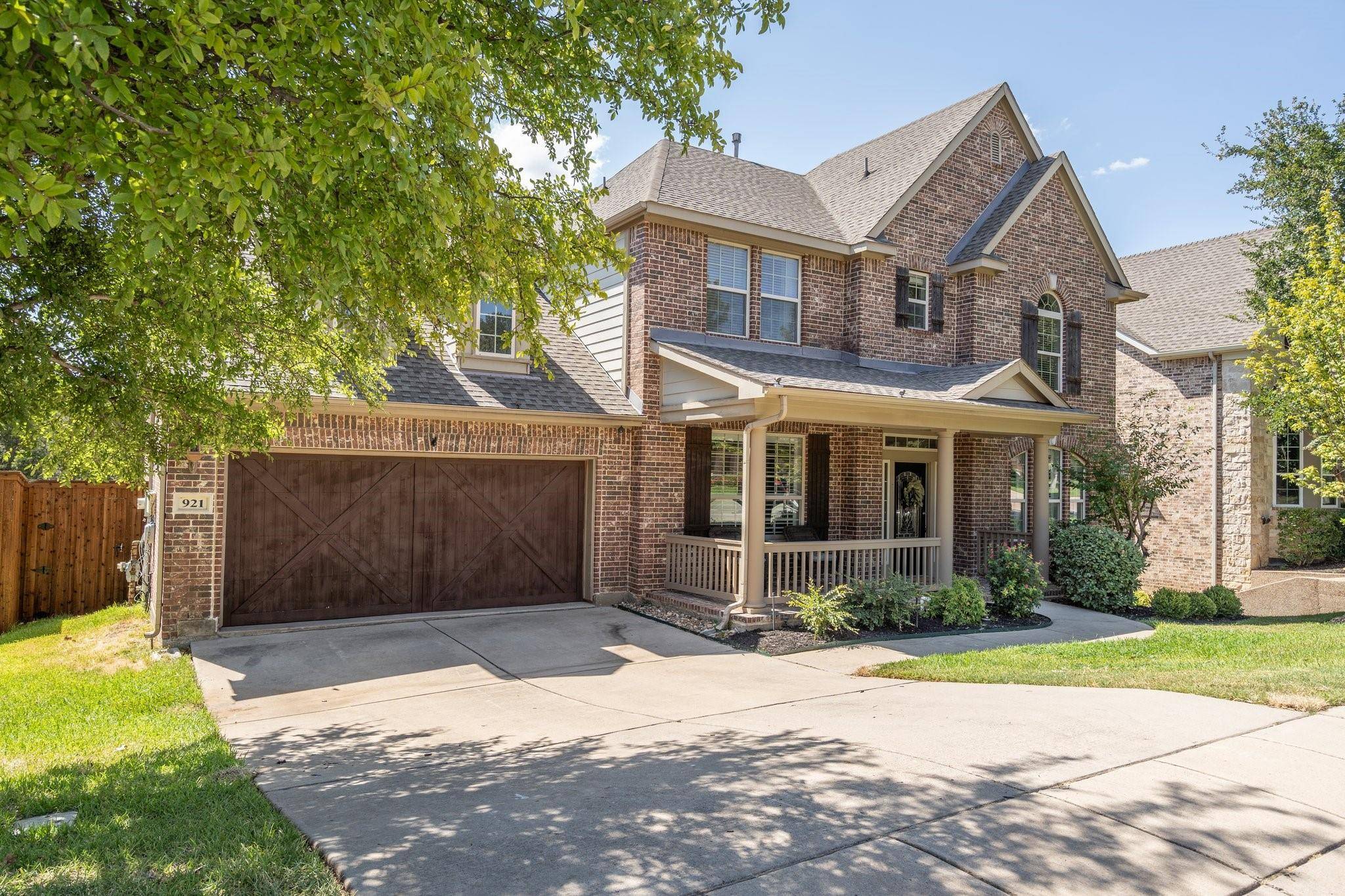 Grapevine, TX 76051,921 Spring Creek Drive