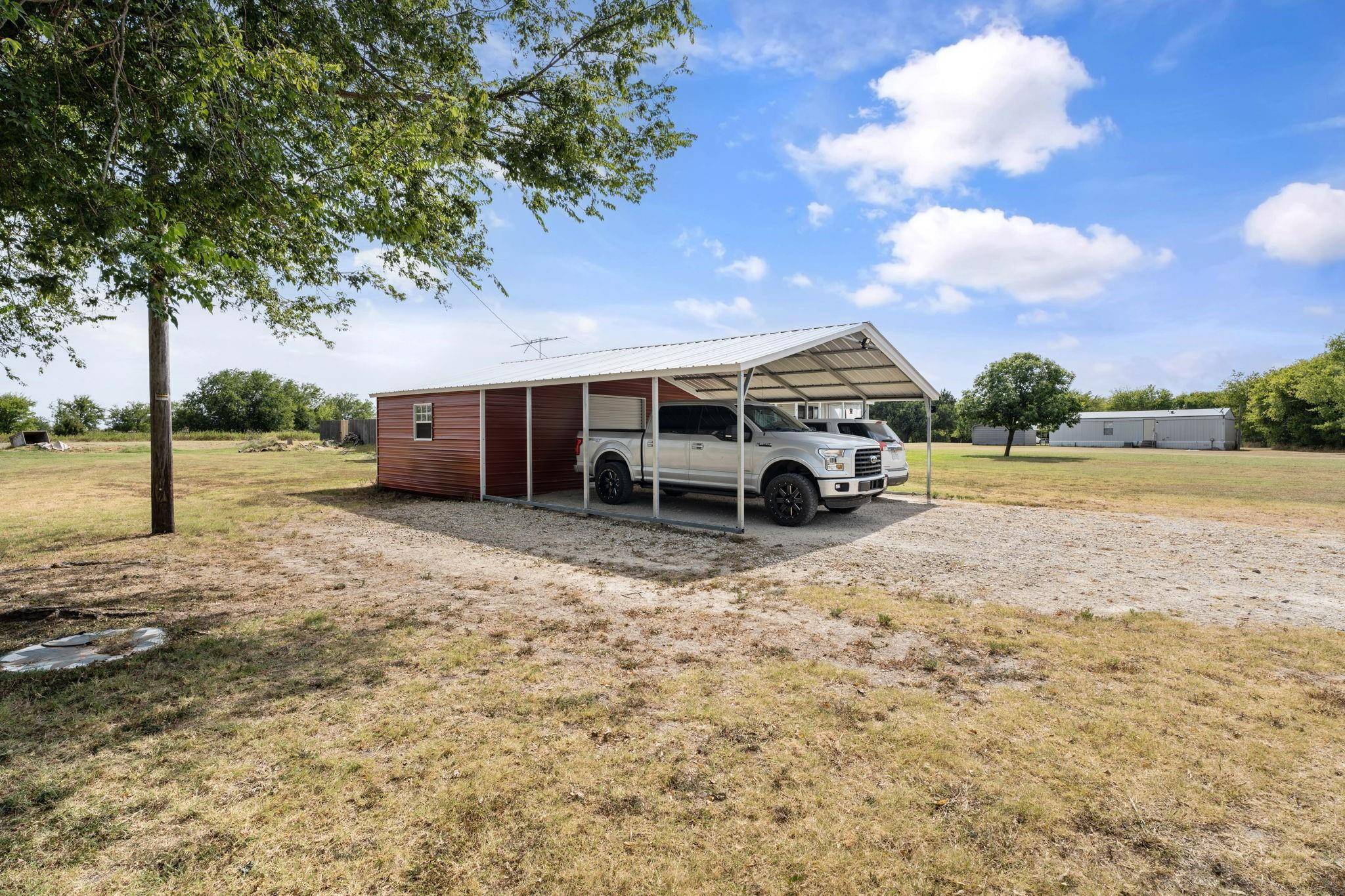 Wills Point, TX 75169,221 Vz County Road 3908