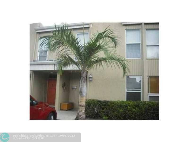 Wilton Manors, FL 33305,656 Kensington Pl  #12B